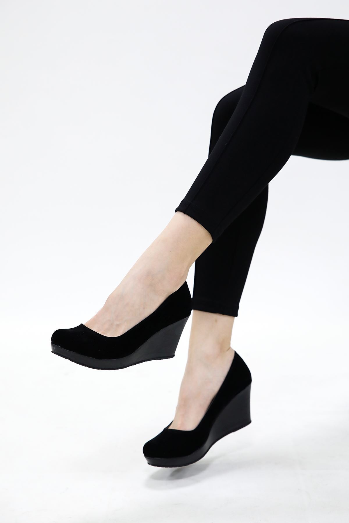 epaavm Dolgu Taban Dekolte Siyah Süet Ayakkabı