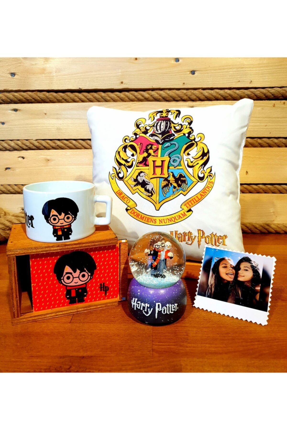 KAR KÜRESİ Harry Potter 4’lü Mega Hediye Seti