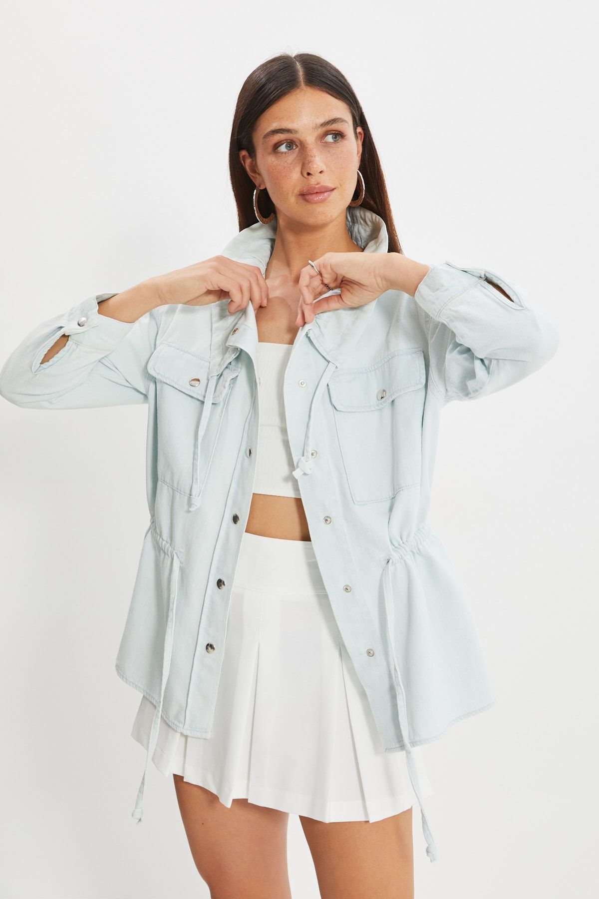 TRENDYOLMİLLA Mavi Bağlama Detaylı Denim Ceket TWOAW22CE0129