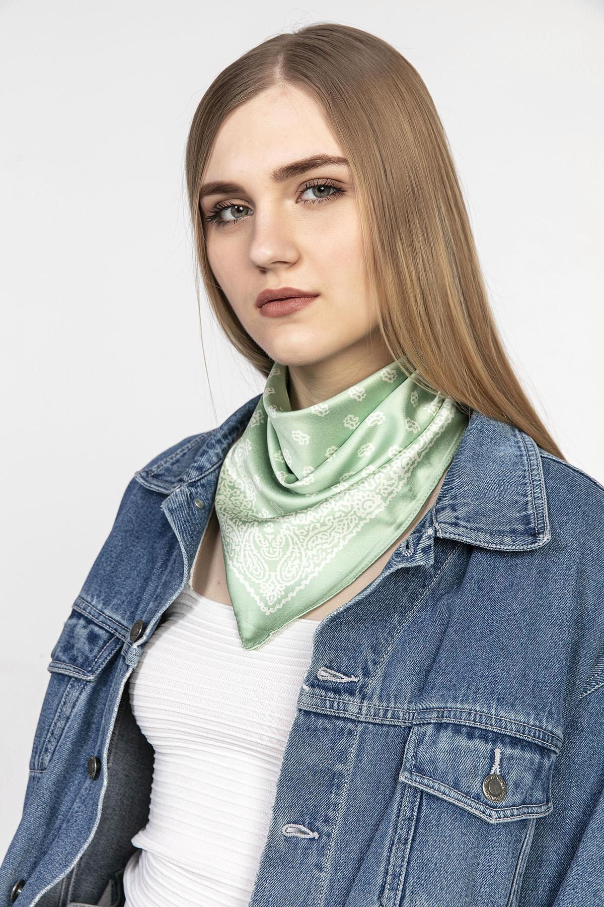 YLondon 13729 Şal Desenli Mint Bandana Fular