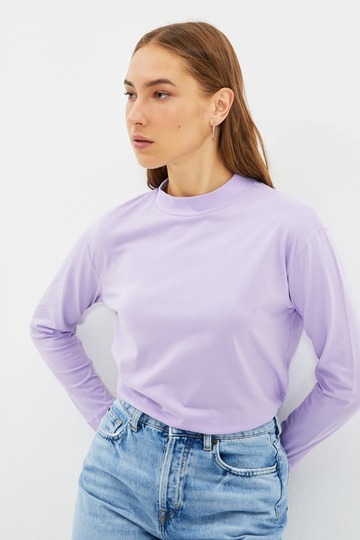 TRENDYOLMİLLA Lila Uzun Kollu Dik Yaka Basic Örme T-Shirt TWOAW20TS0233
