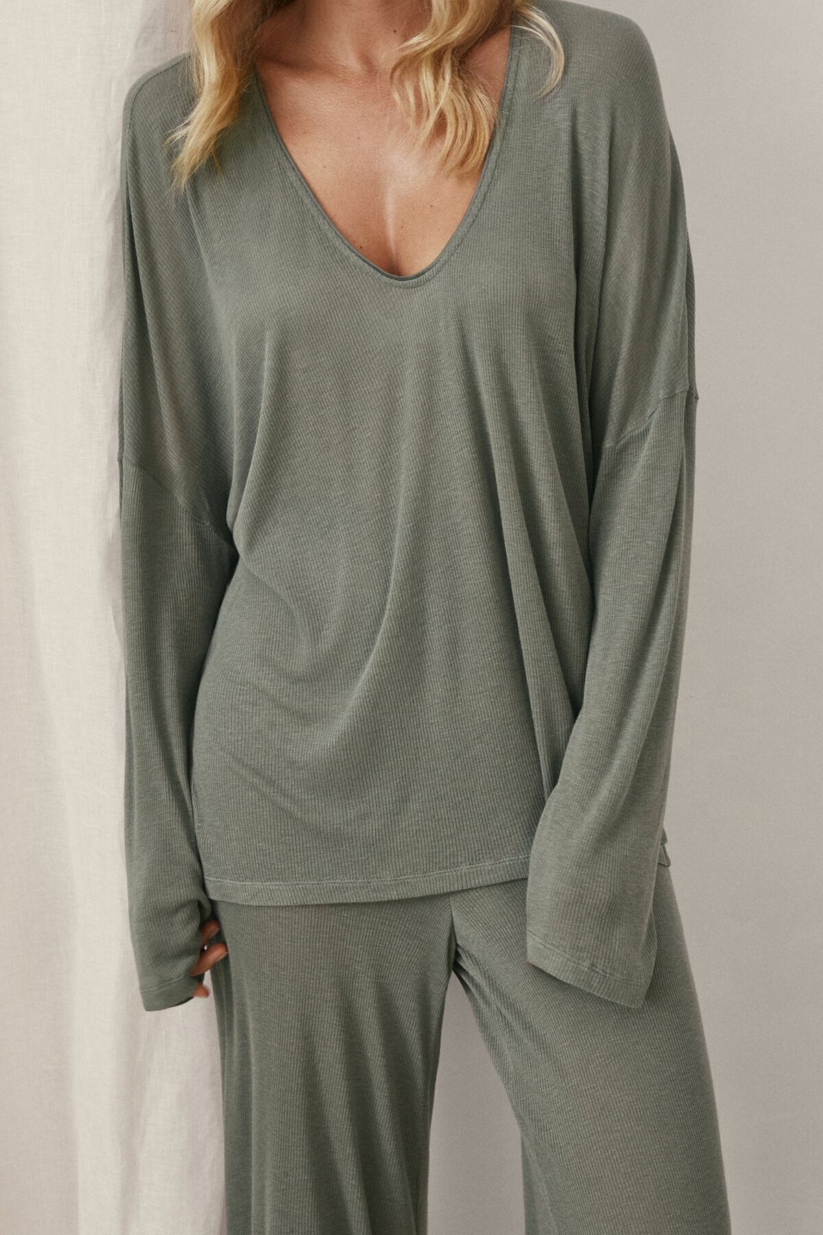 Massimo Dutti Kadın Fitilli Uzun Kollu Pijama Üstü 06816778