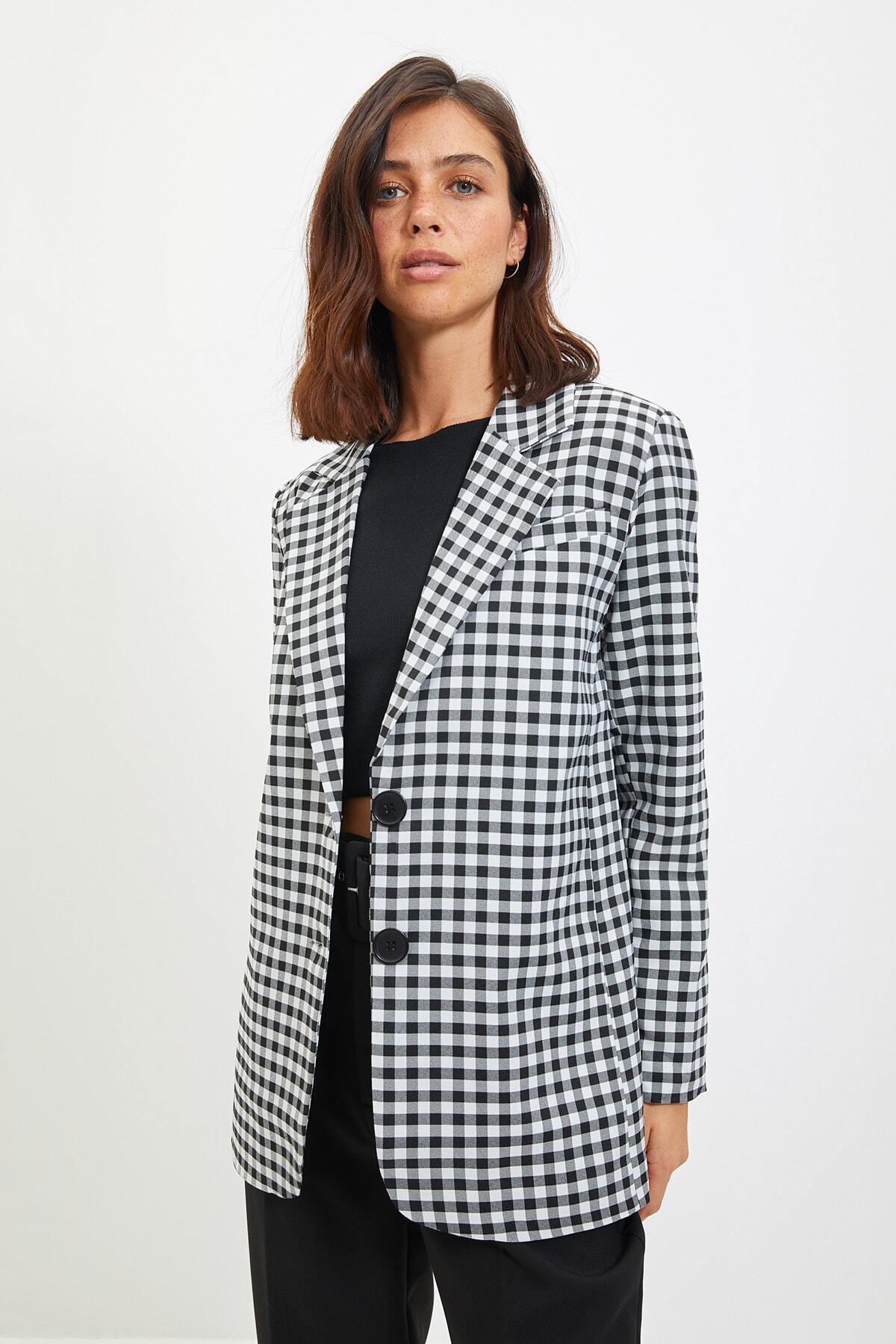 TRENDYOLMİLLA Siyah Düğmeli Blazer Ceket TWOAW22CE0152