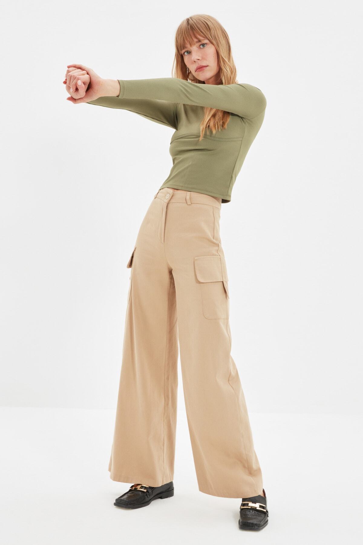 TRENDYOLMİLLA Camel Cep Detaylı Pantolon TWOAW22PL0161