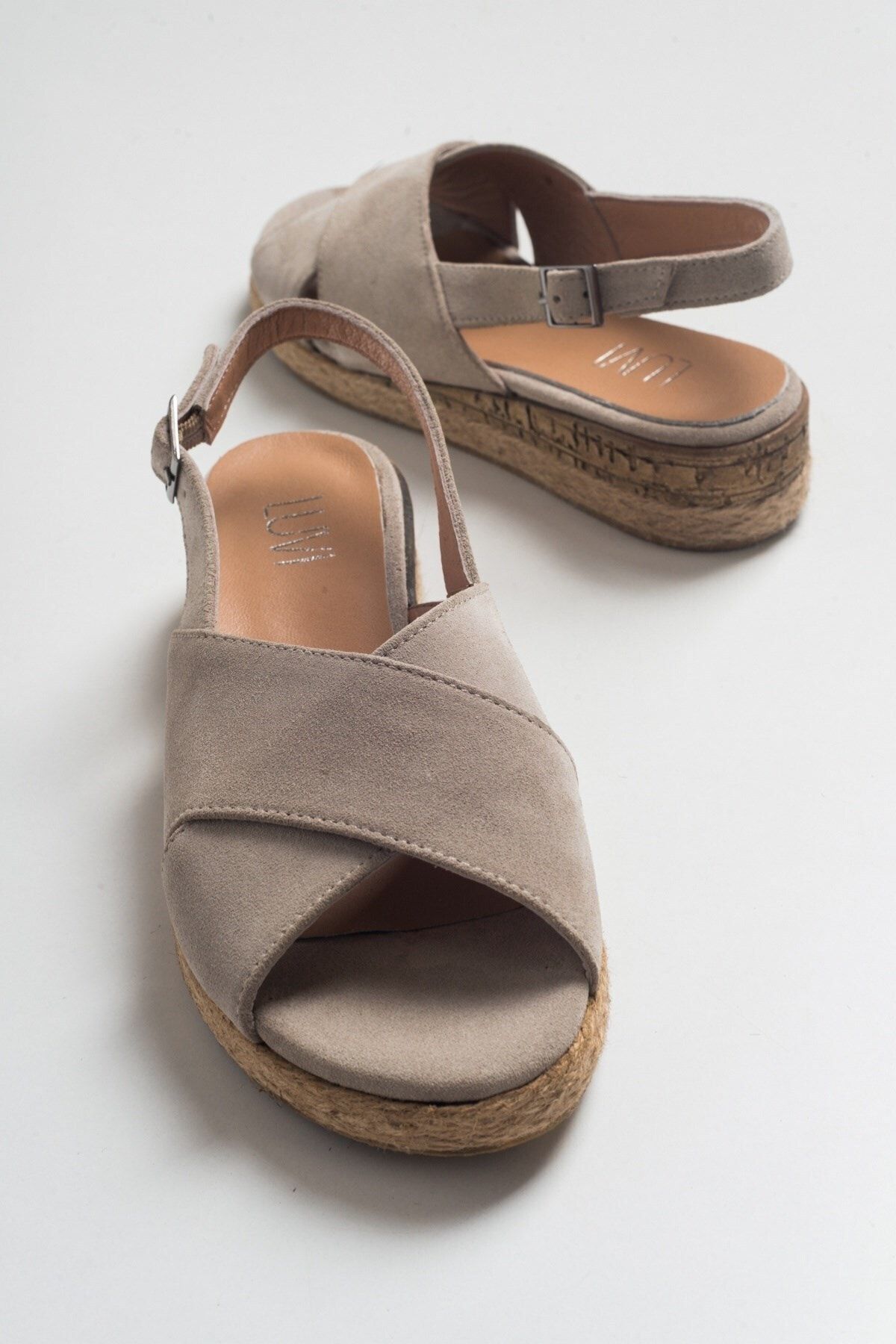 LuviShoes 170 Bej Suet Kadın Sandalet
