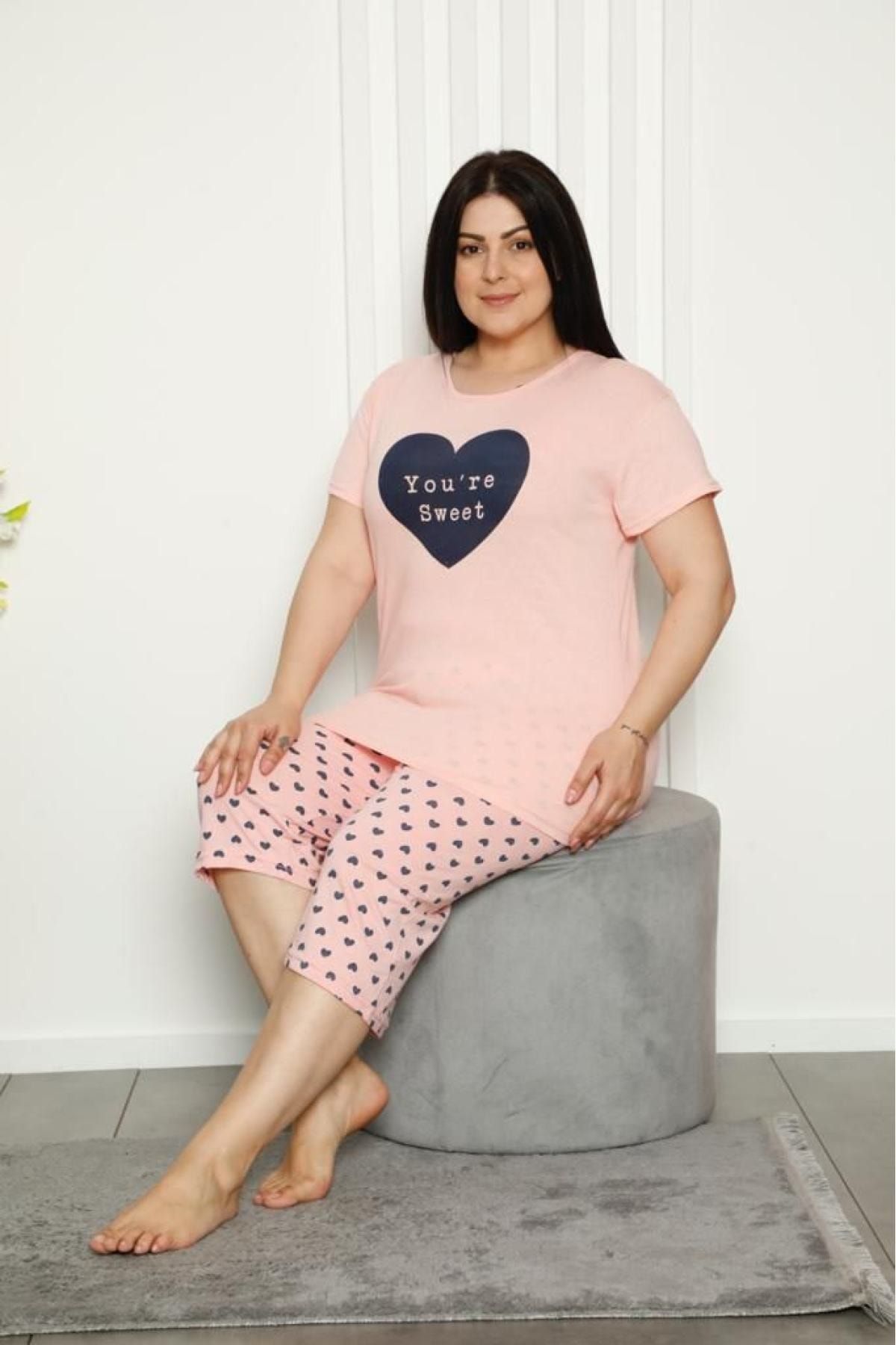 Temporium Kadın Pudra Büyük Beden Kalp Baskılı Kısa Kollu Kaprili Pijama Takımı