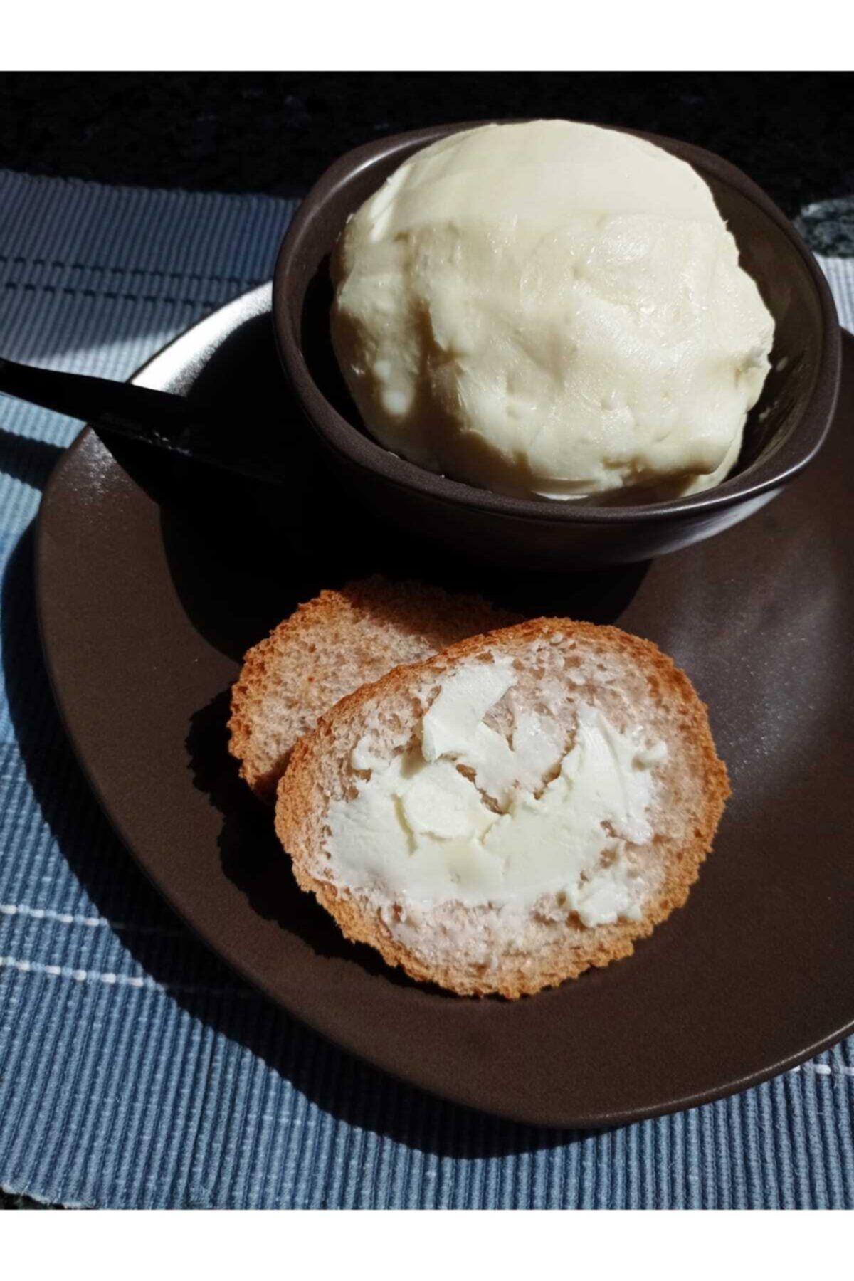 Little Sister's Farm Lsf Ulukışla Çiftliği'nde Yetişen Yerli Irkineklerden Elde Edilen Doğal Yayık Tereyağı 1 Kg
