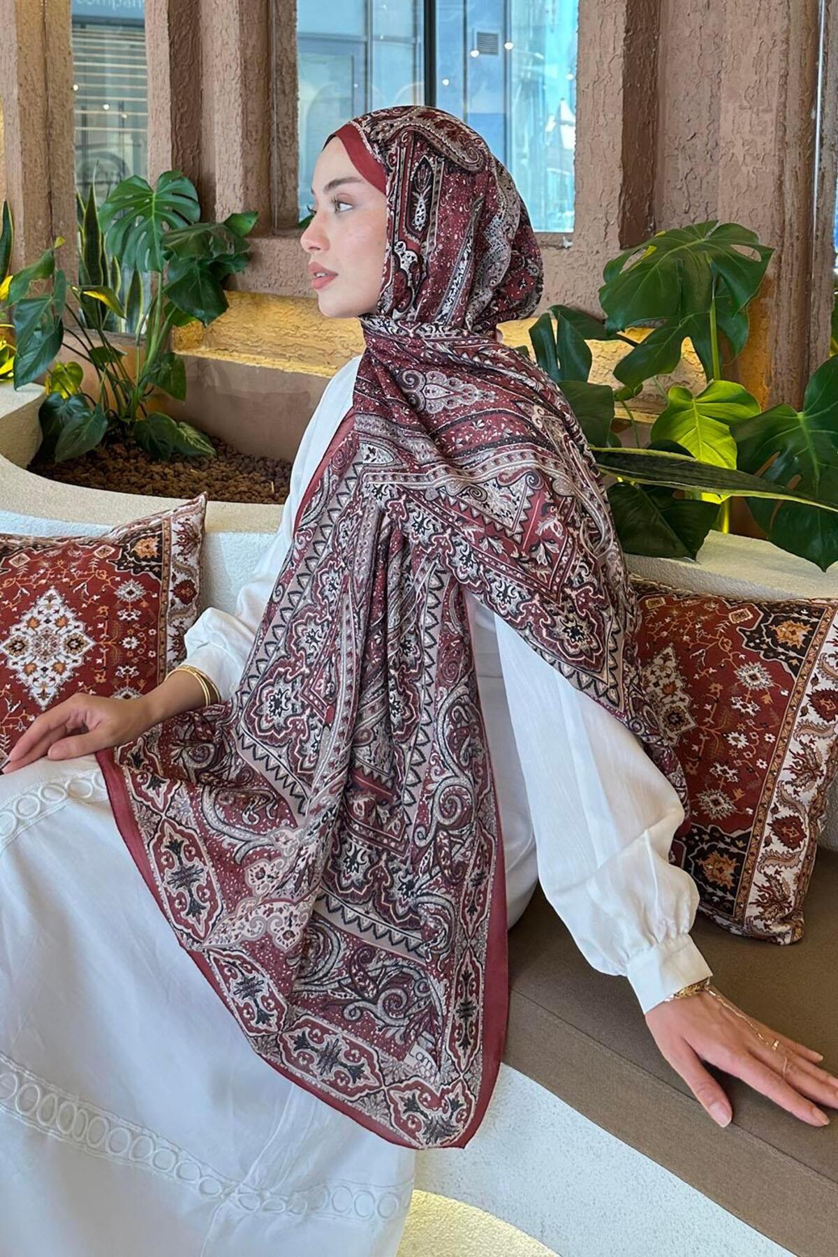 مدل رترو شال نخی کلارت قرمز