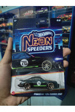 Porsche 934 Turbo RSR * Neon Speeders (2025) - HLH72 Image 0