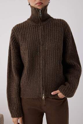 Wardrobe Essentials Kahverengi Fermuarlı Yumuşak Dokulu Geniş Kalıp Triko Hırka|TWOAW26HI00049 Image 2