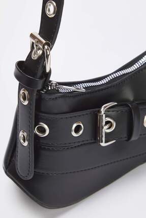 Siyah Kuşgözü Kemer Toka Detaylı Orta Boy Kadın Baget Omuz Çanta TAKSS25OC00069 Image 3