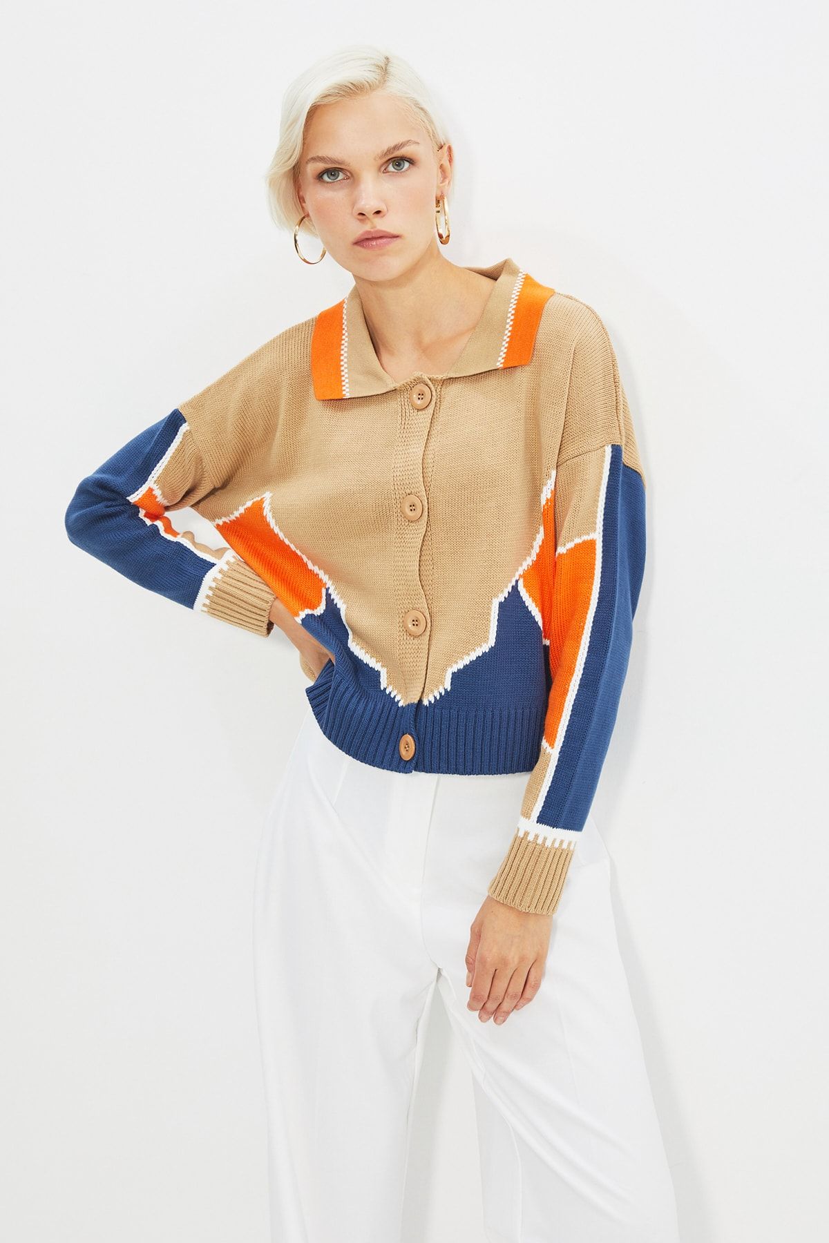 TRENDYOLMİLLA Camel Renk Bloklu Polo Yaka Triko Hırka TWOAW22HI0688