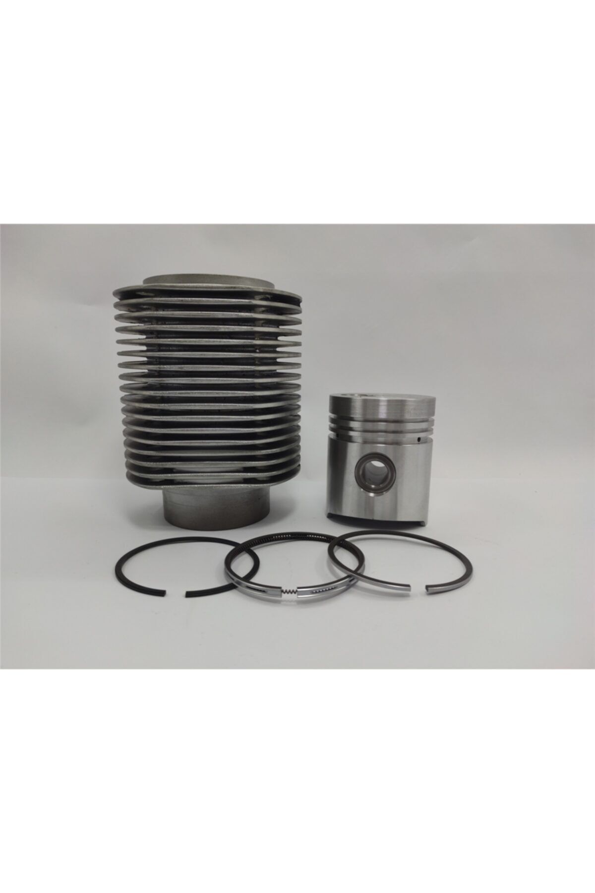 MOTOKENT Kit (piston + Segman Seti + Motor Gömleği):hatz/e85