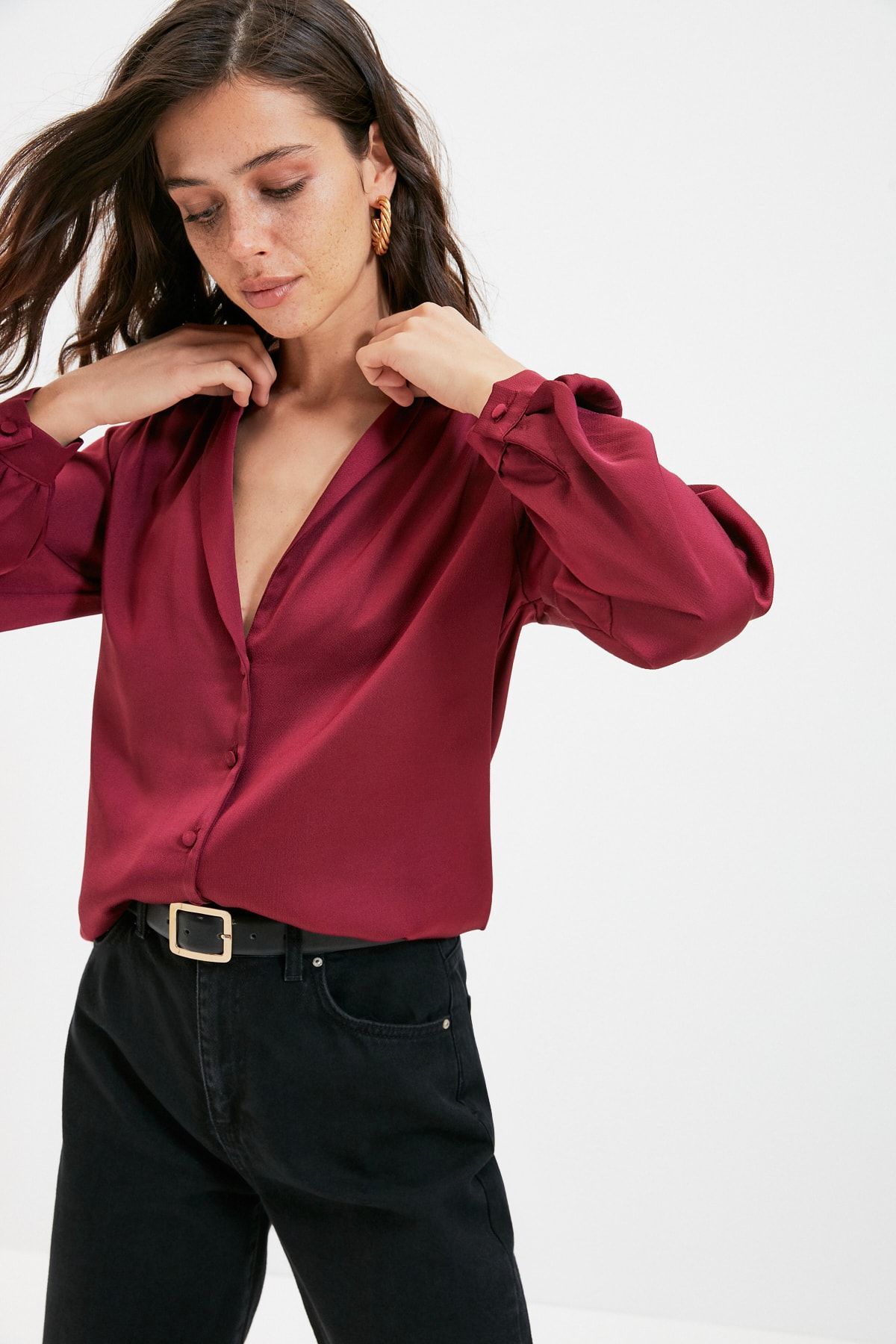 TRENDYOLMİLLA Mürdüm Büzgülü Gömlek TWOAW22GO0284