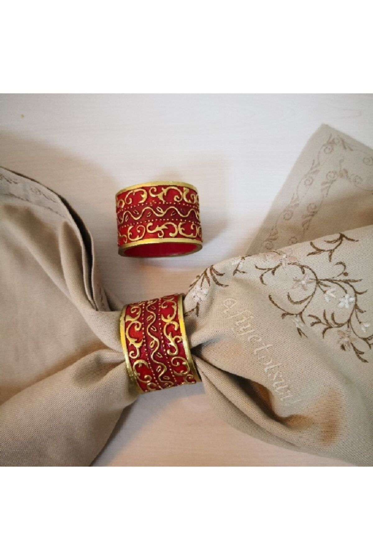 İHR Ithal Şık Tasarımlı 2'li Peçete Halkaları, Opulent Brocade Red