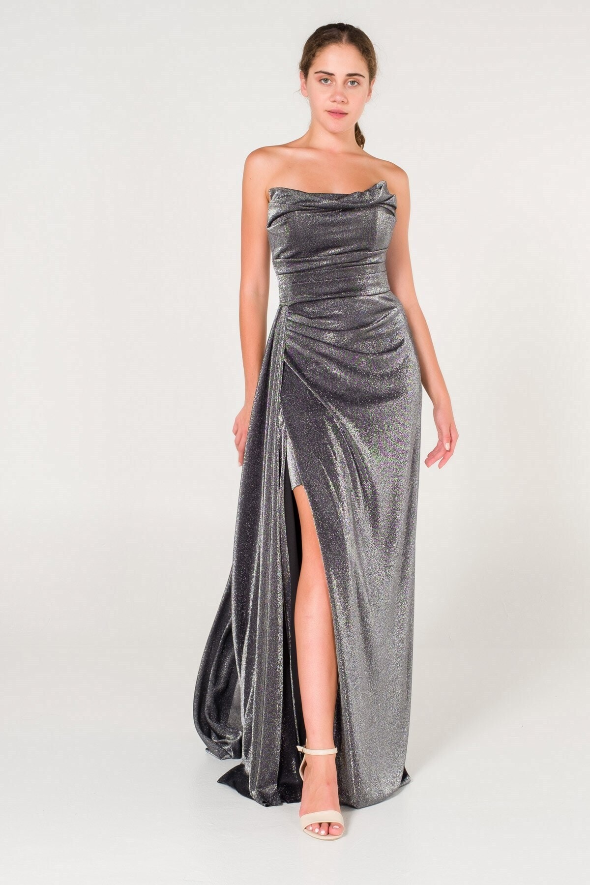 SpringStore Gümüş Straplez Simli Yırtmaçlı Abiye Elbise