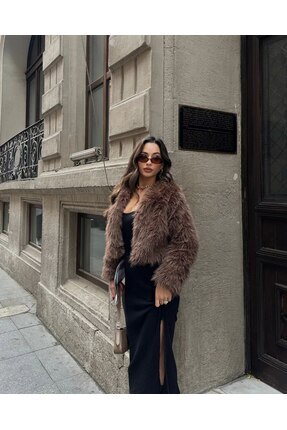 Tüy Dökmeyen Moda Kadın Kürk Crop Mont – Kısa ve Şık Duruşlu Ceket Image 6