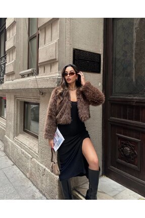 Tüy Dökmeyen Moda Kadın Kürk Crop Mont – Kısa ve Şık Duruşlu Ceket Image 5