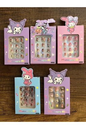 1 Paket Kuromi Sanrio Çocuk Takma Tırnak Yapışkanlı Image 0
