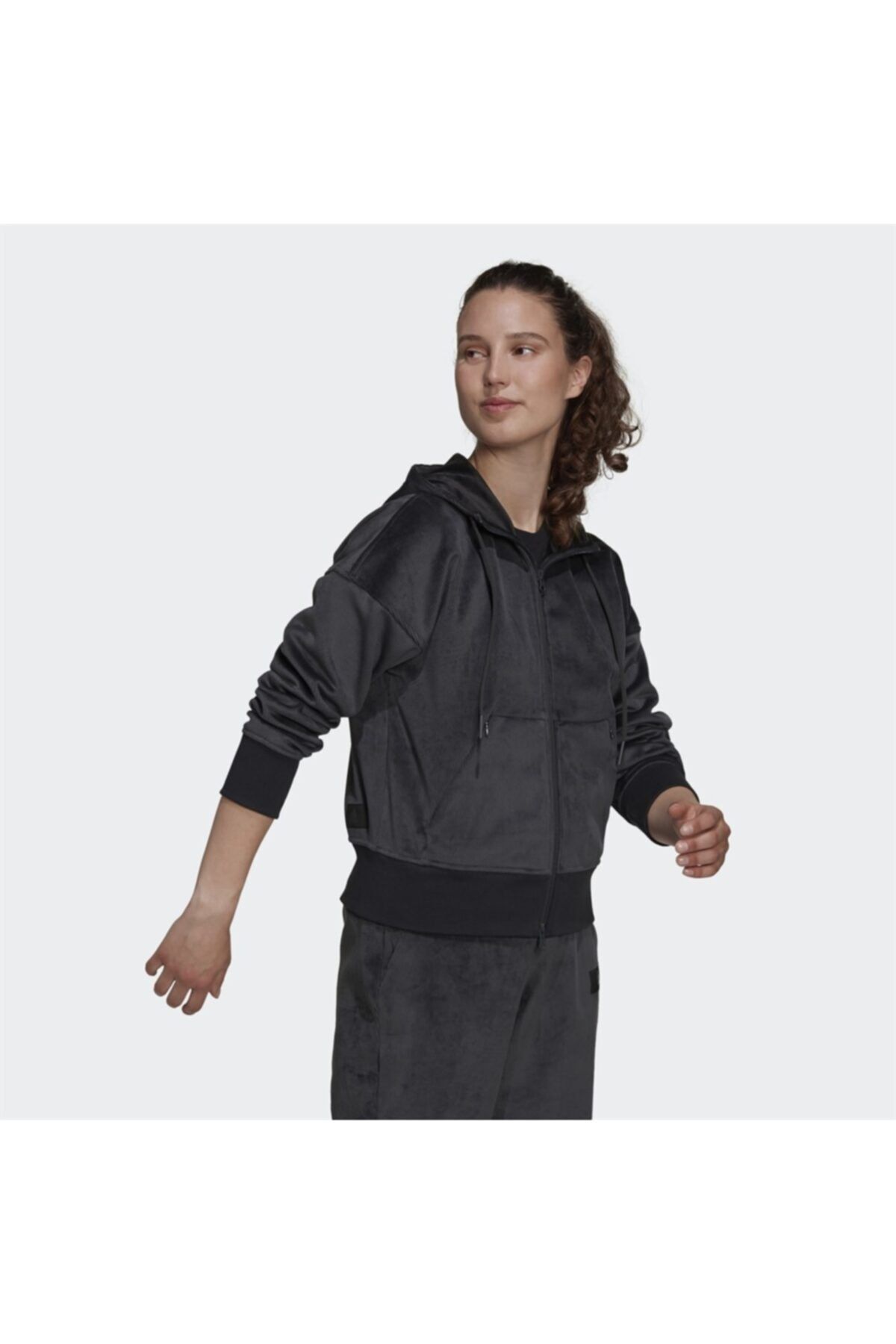 adidas Sportswear Future Icons Corduroy Kadın Sweatshirt