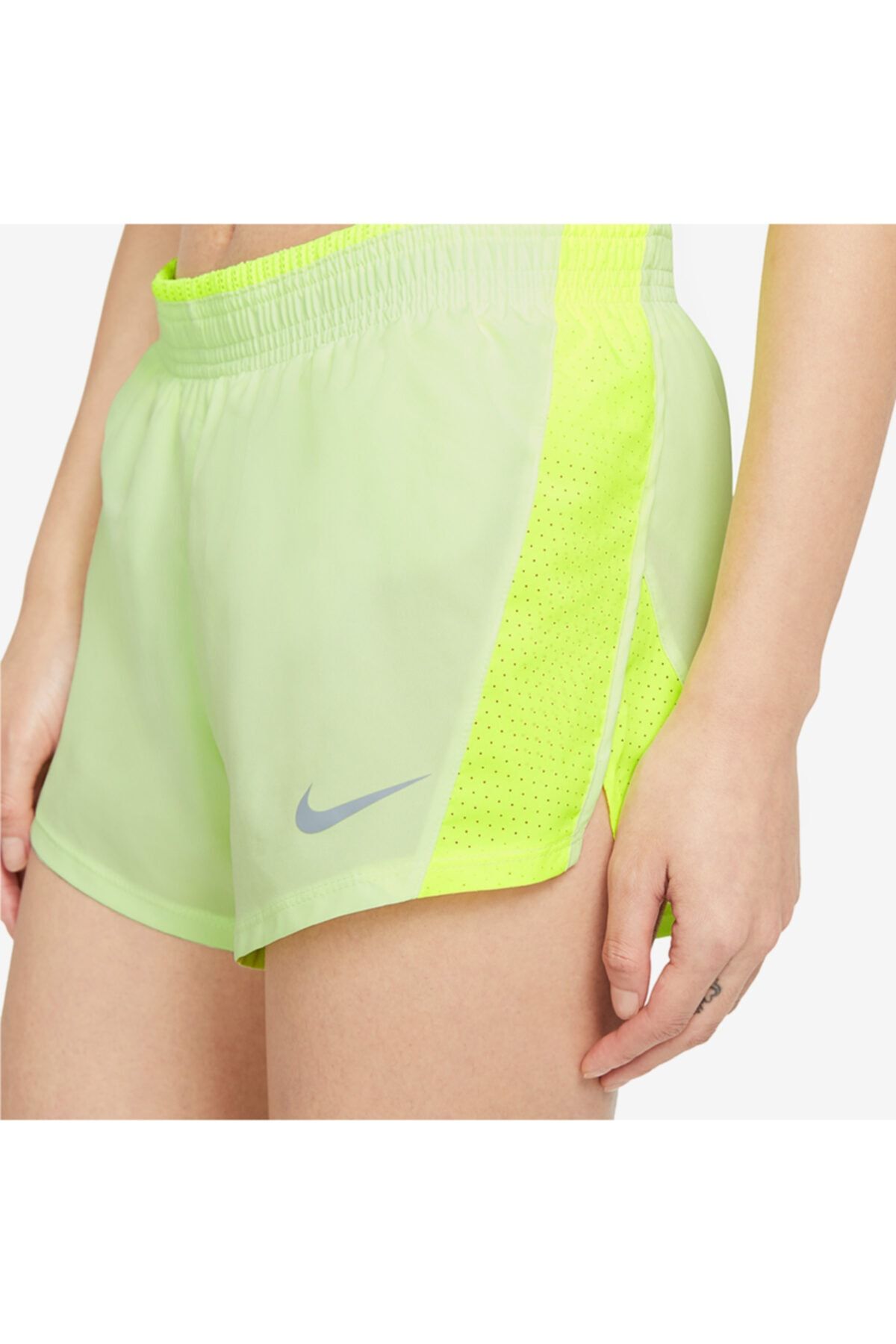 Nike 10k Kadın Sarı Şort 895863-701