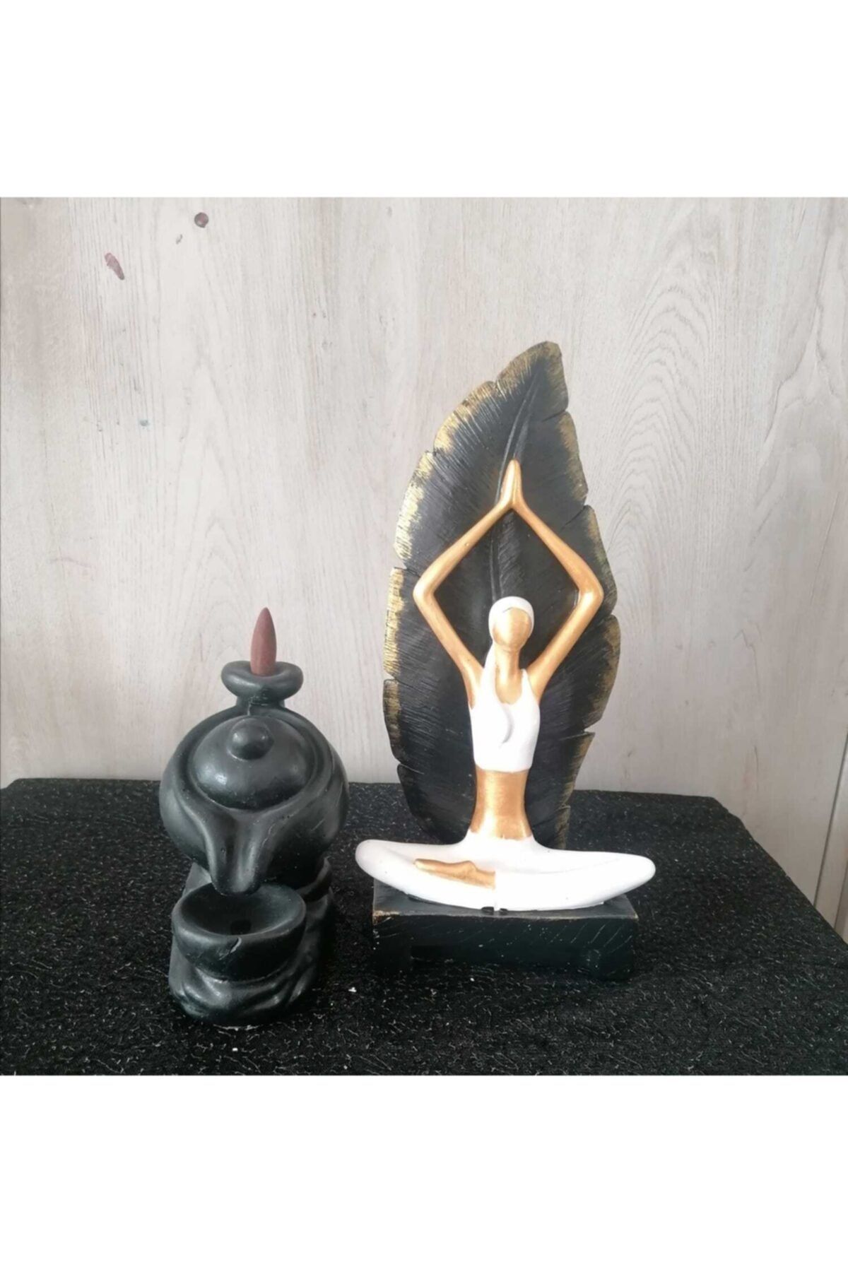 Aslı Hobi Center Yogacı Kız Ve Tütsülük