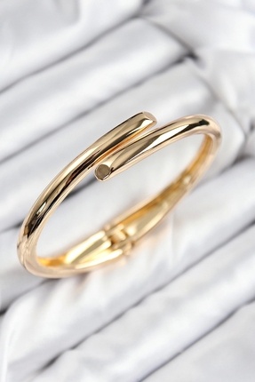 Pirinç Kesik Model Gold Renk Kadın Kelepçe Image 0
