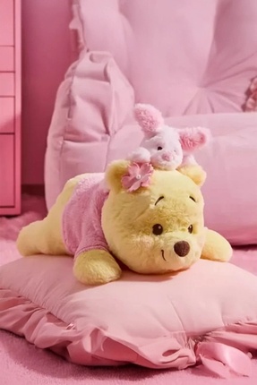 Disney Lisanslı Sakura Serisi Oturan Peluş Oyuncak - Winnie The Pooh Image 0
