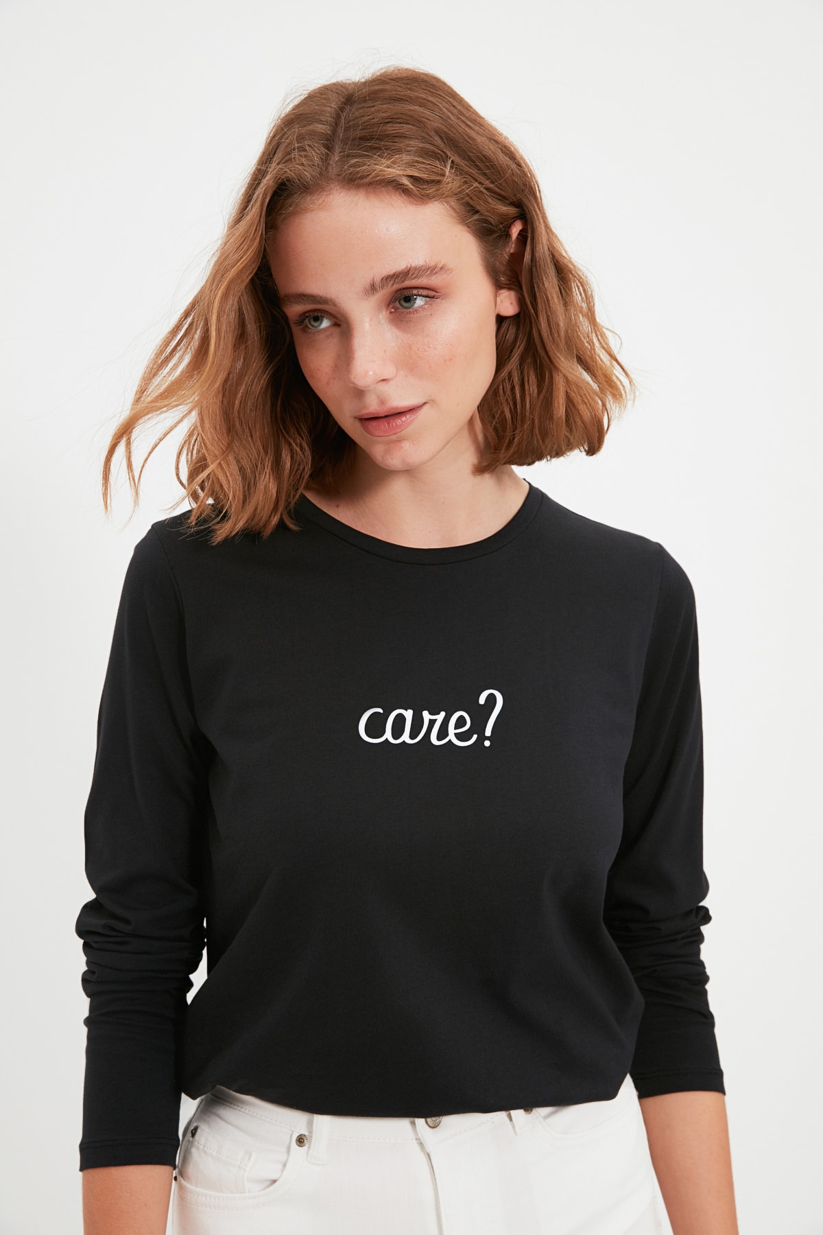 TRENDYOLMİLLA Siyah %100 Organik Pamuk Baskılı Basic Örme T-Shirt TWOAW22TS0081