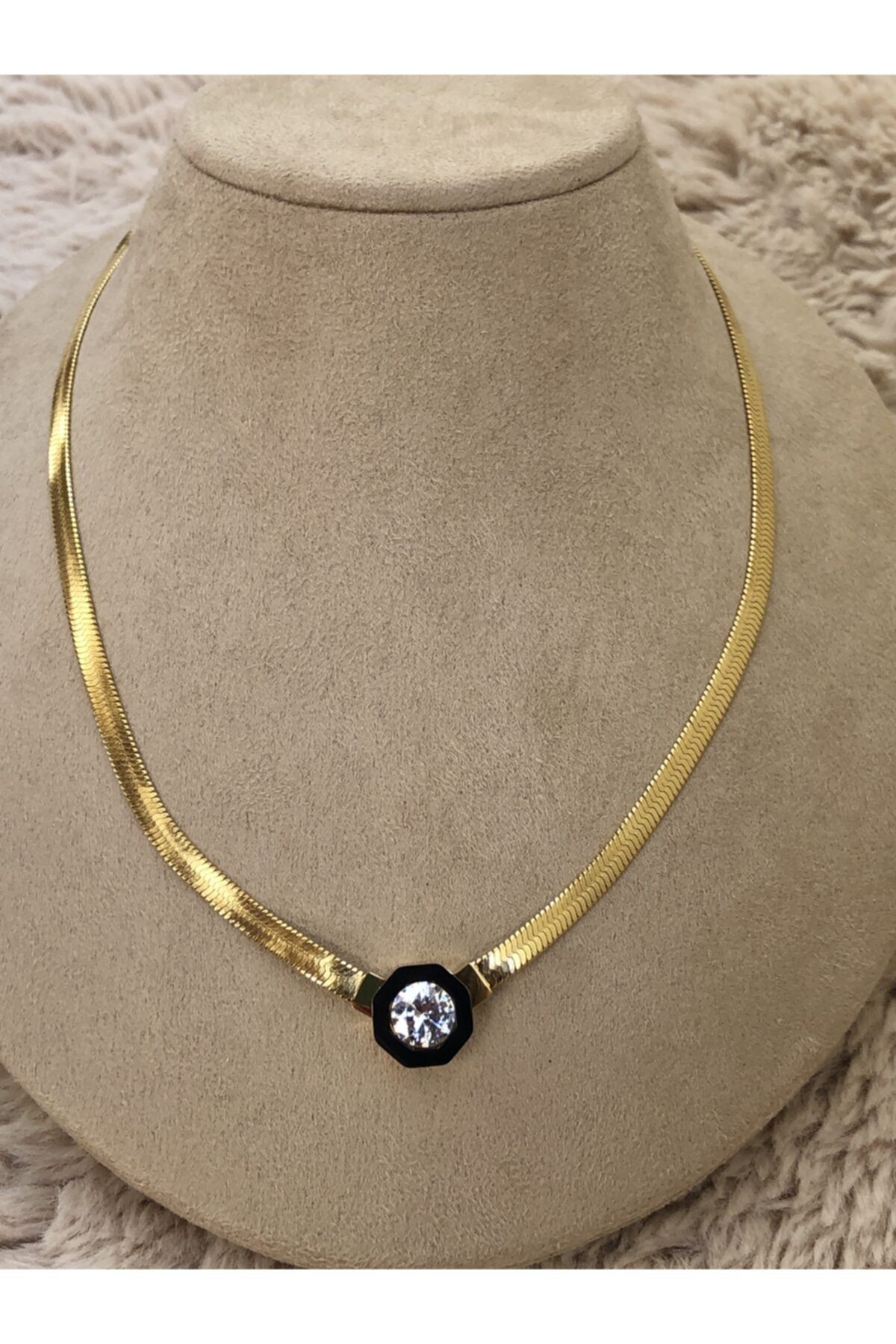 Amor Season Çağla Şikel Model Gold Çelik Kolye