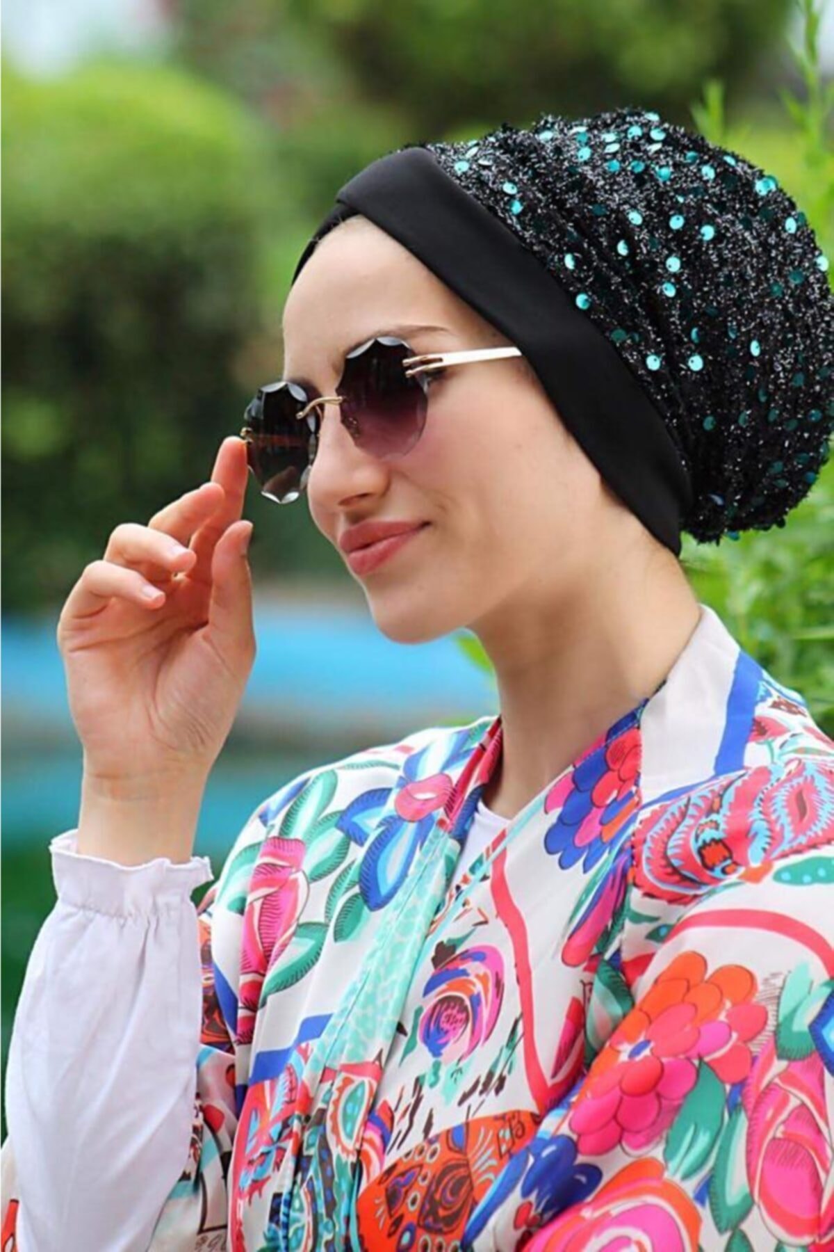 Amisos Bone Şal Hazır Tesettür Giyim Pullu Bone Siyaha Mint Yeşili - Özel Tasarım- Yeni Model Tesettür Giyim