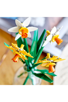 ® Botanicals Nergis 40747 - 8+ Dekoratif Çiçek Model Yapım Seti (216P) Image 6