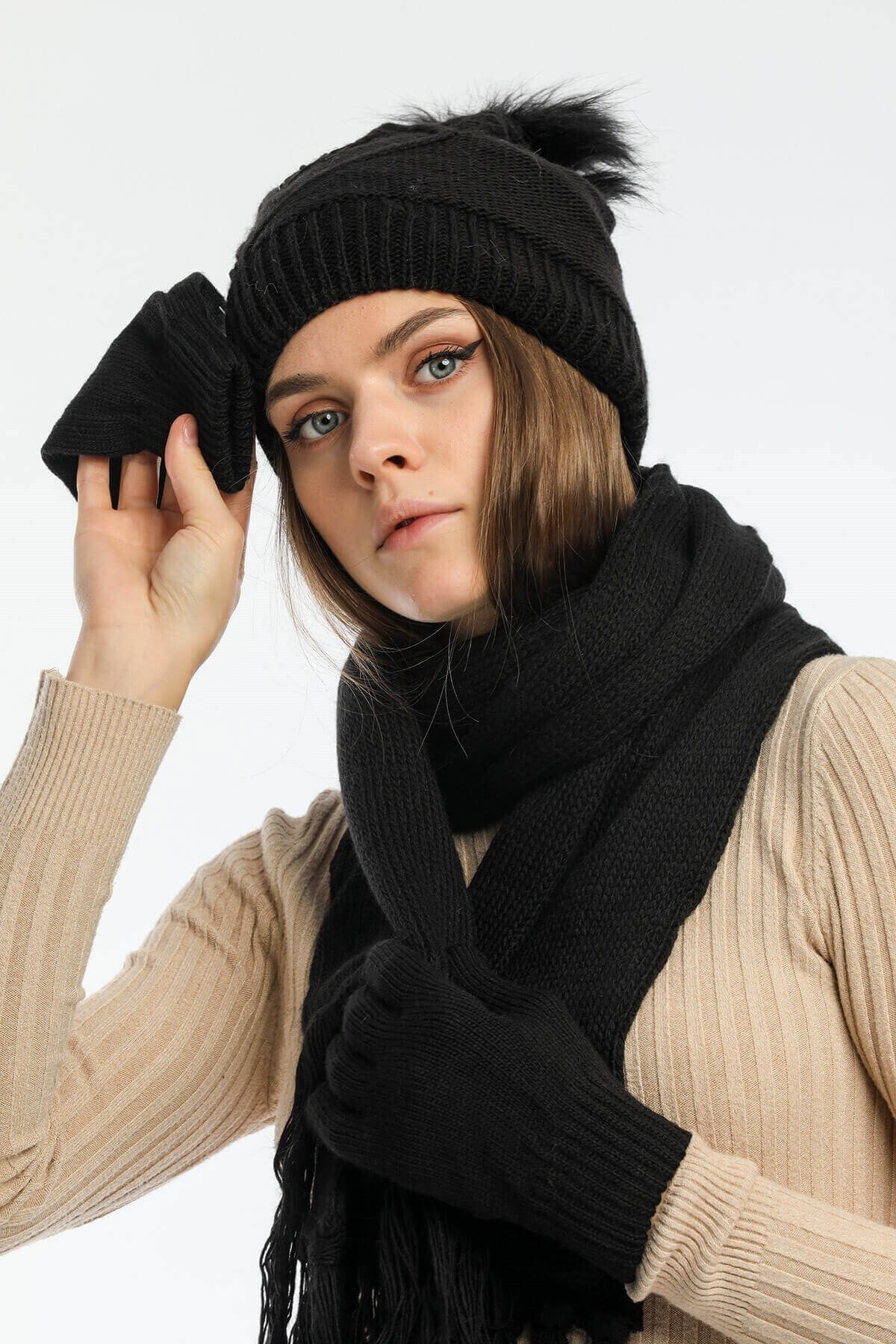 Mossta Super Soft Kadın Atkı Bere Eldiven Takımı