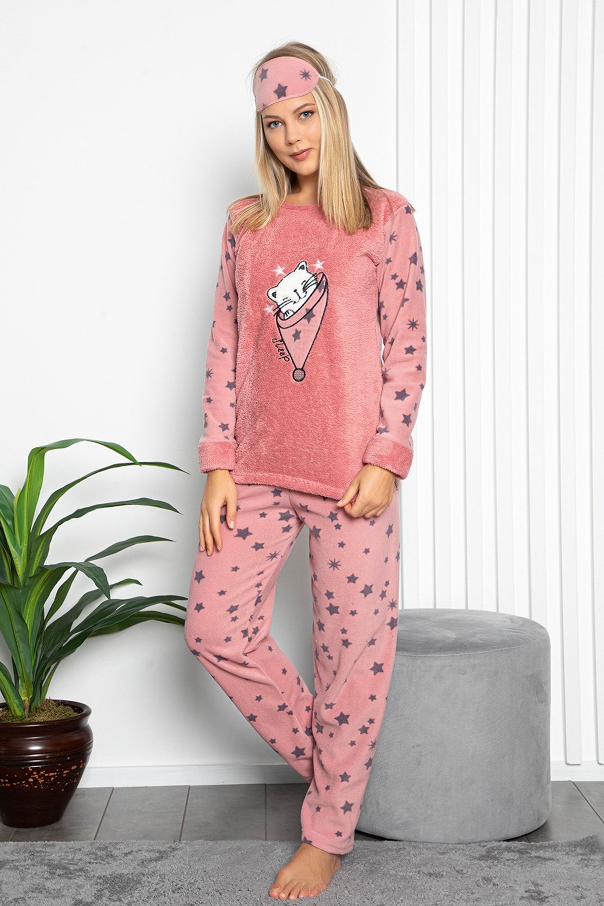 TAMPAP Kadın Baskılı Polar Pijama Takımı 565
