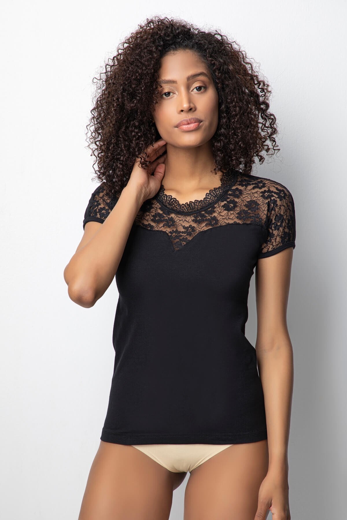 Sartorial Online Kısa Kol Dantelli Bady