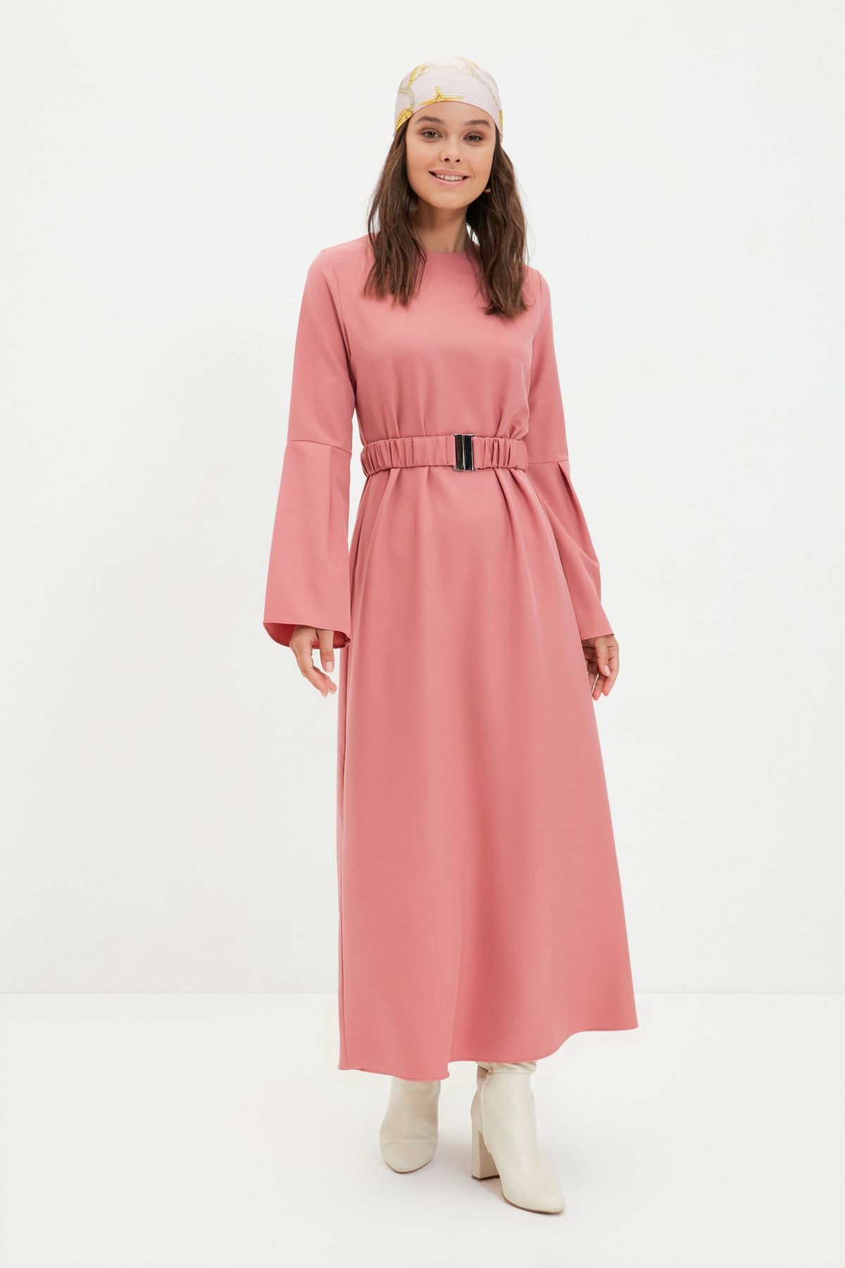 Trendyol Modest Gül Kurusu Bisiklet Yaka Kemerli Elbise
