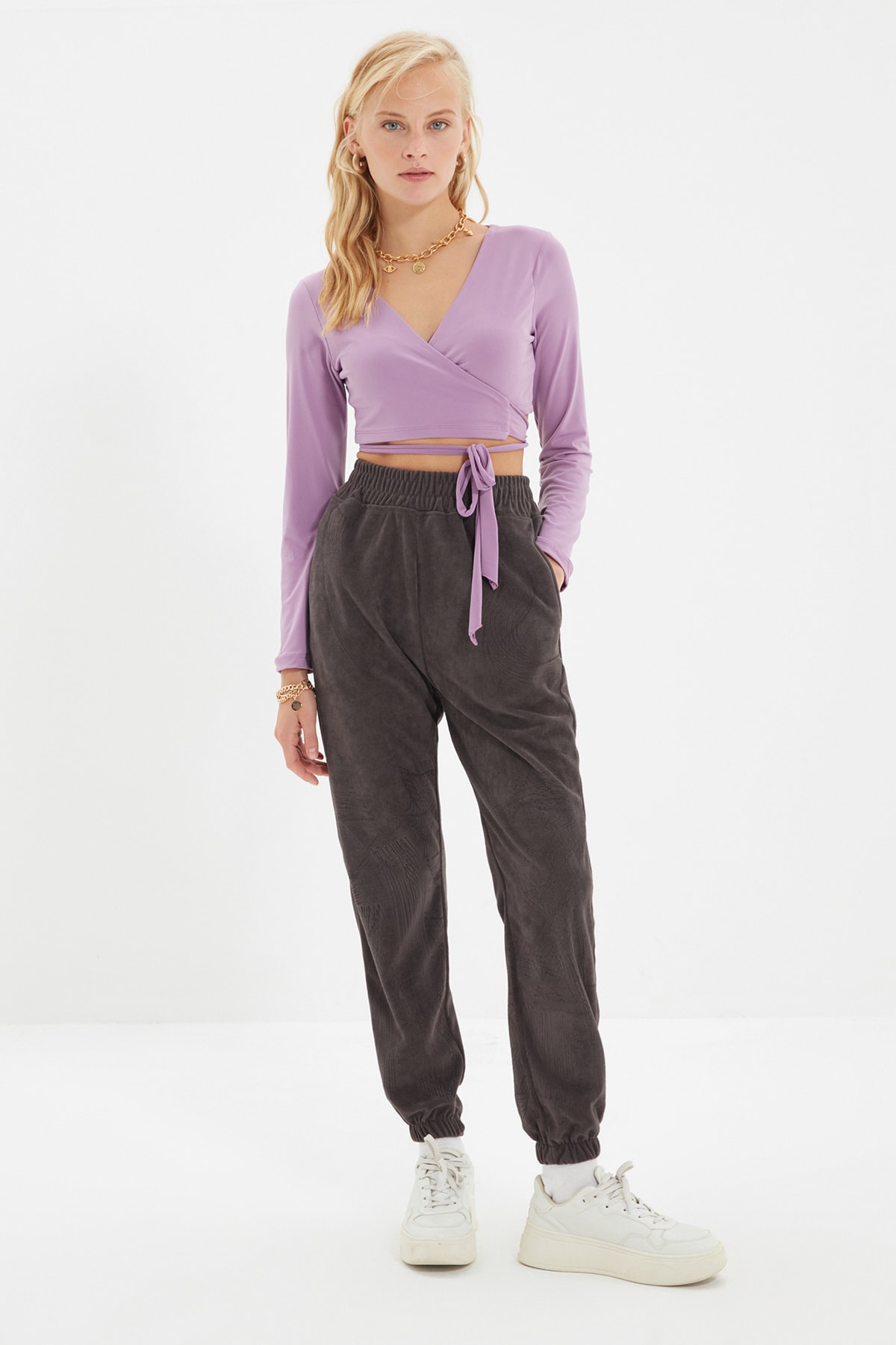 TRENDYOLMİLLA Antrasit Örme Eşofman Altı TWOAW21EA0433