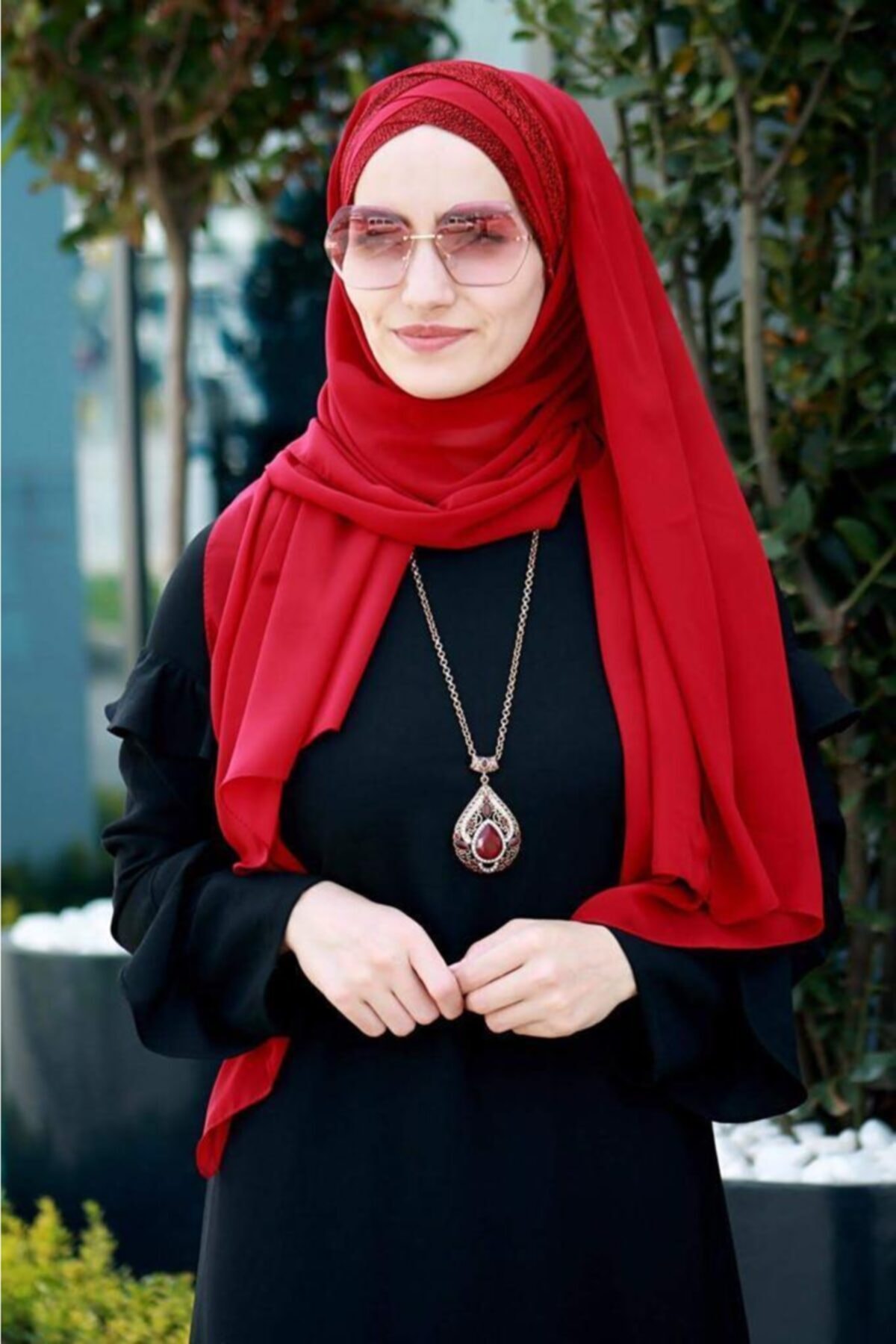 Amisos Bone Şal Hazır Tesettür Giyim Titi Üc Bandlı Hazır Sal Kırmızı - Özel Tasarım- Yeni Model Tesettür Giyim