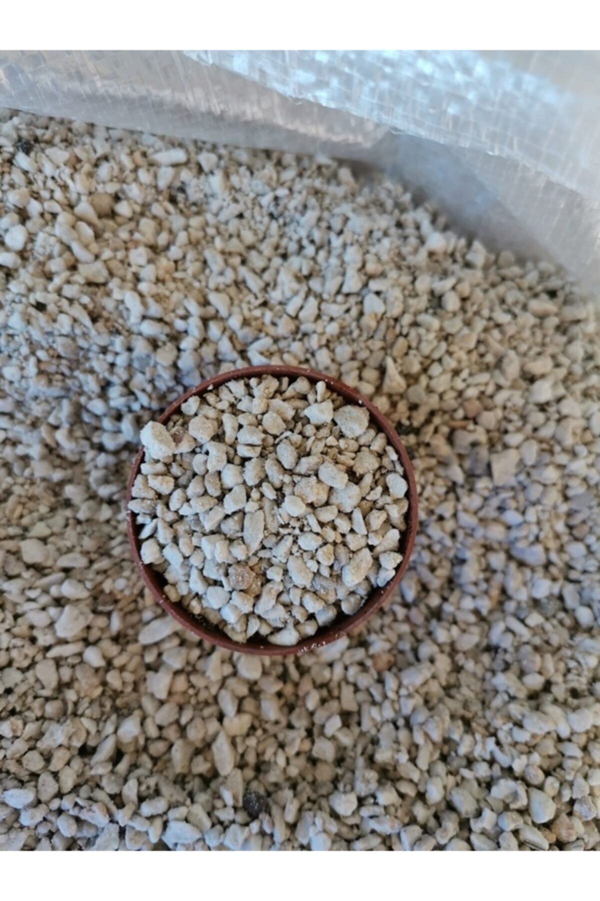 tohumtoprak Süper Mini Gri Beyaz Pomza Taşı Ponza Çürüf 2 Litre Dir Ortalama 500 Gr Dır Kaktüs Sukulent Toprak