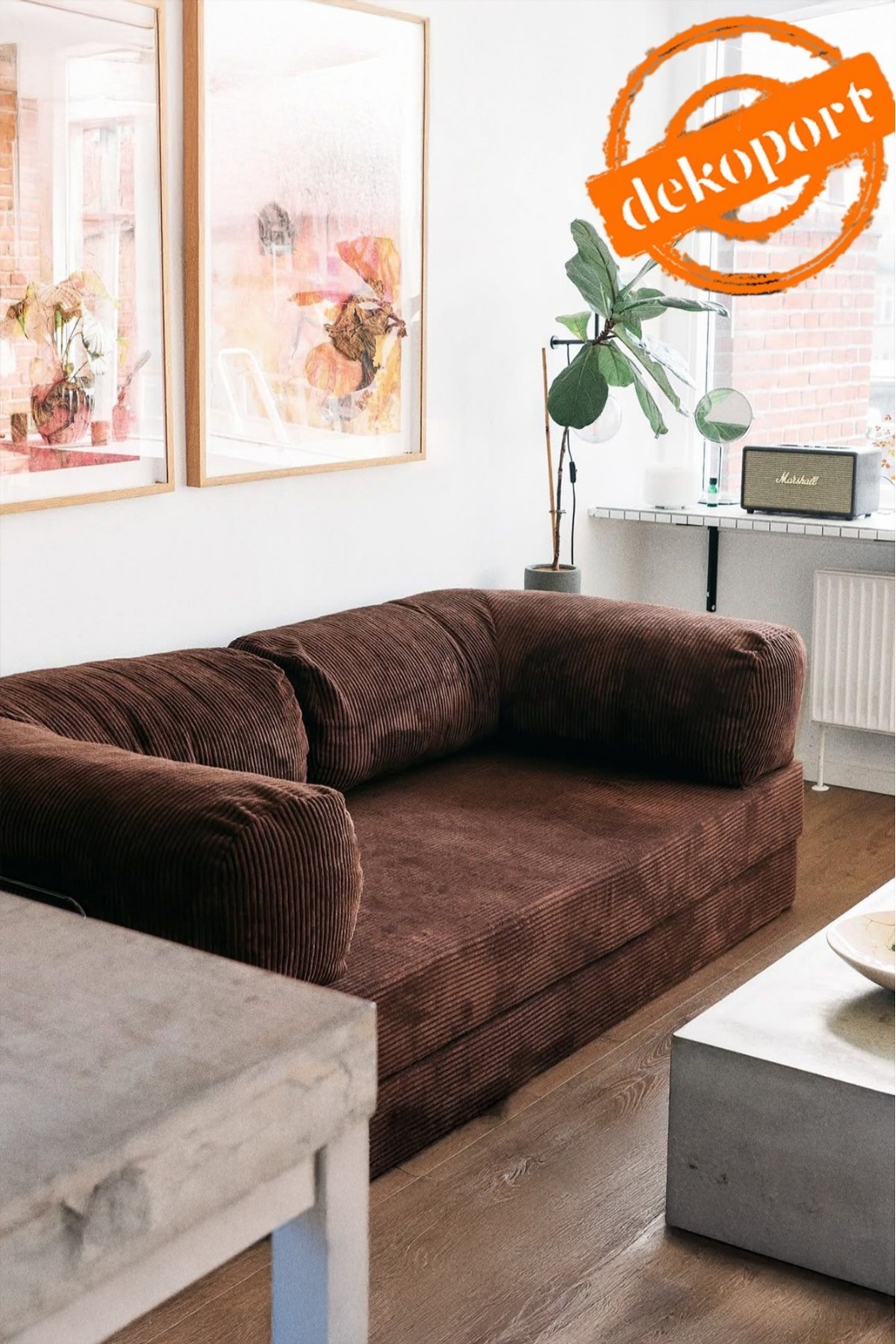 تخت خواب مبل را آرام کنید که می تواند یک بستر فعالیت باشد