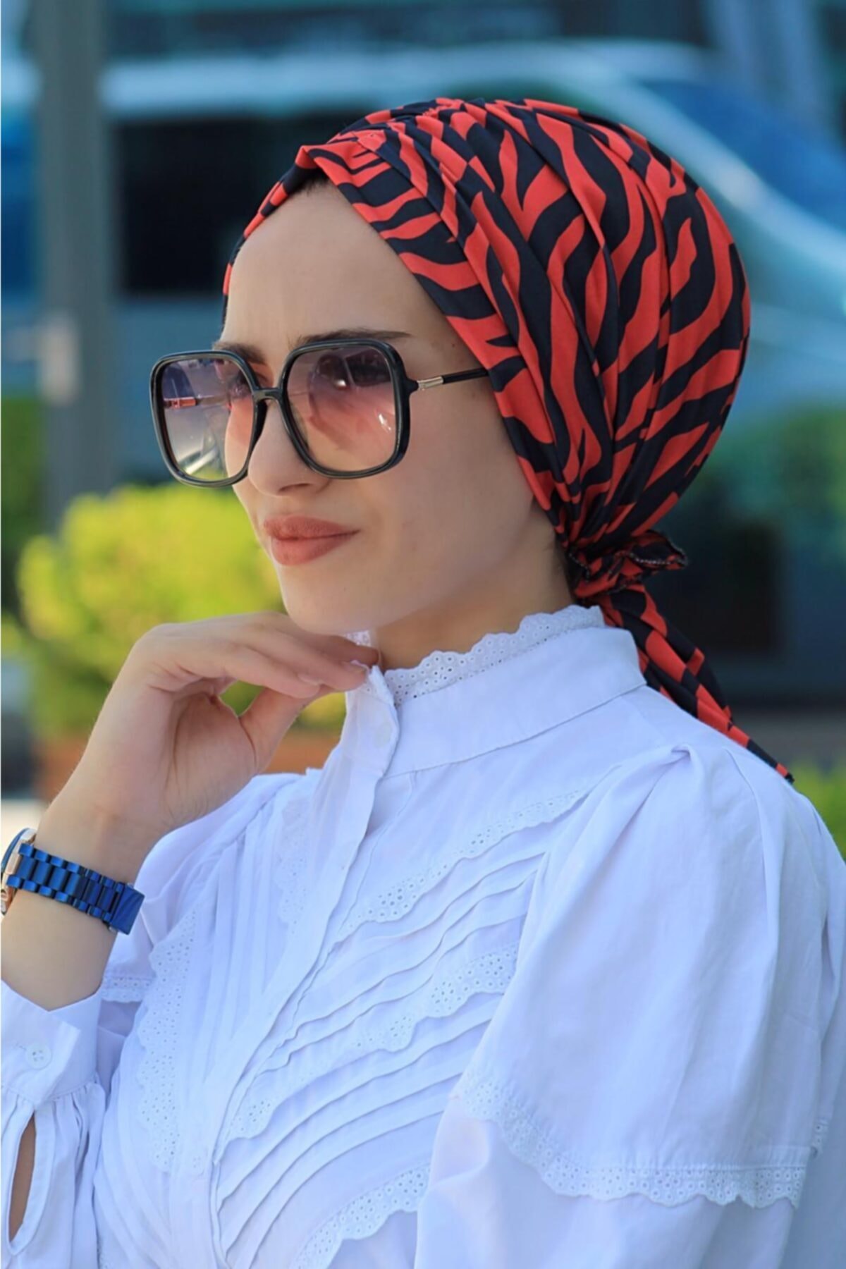 BEÇA HOME Kırmızı Zebra Desenli Tokalı Bone - Özel Tasarım- Yeni Model Tesettür Giyim