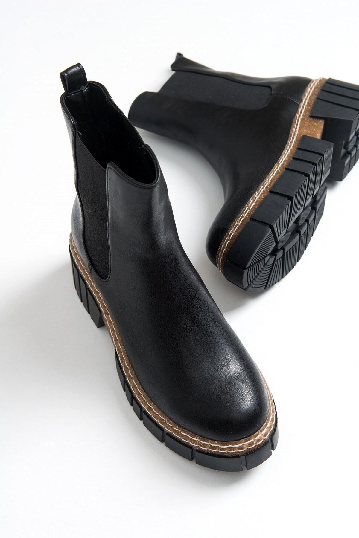 LuviShoes Luz Siyah Cilt Kadın Bot