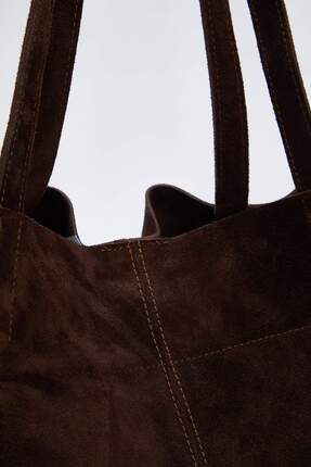Koyu Kahverengi Premium Hakiki Deri Süet Kadın Maksi Boy Omuz Çantası TAKAW26OC00041 Image 4