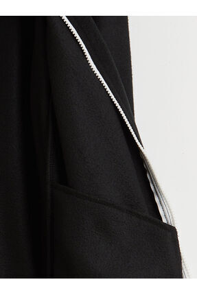 LCW Kids Dik Yaka Beşiktaş Nakışlı Polar Erkek Çocuk Hırka Image 3