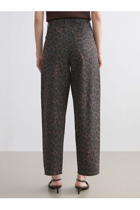 Artı Yeni Sezon Baggy Fit Leopar Desenli Kadın Jean Pantolon Image 3