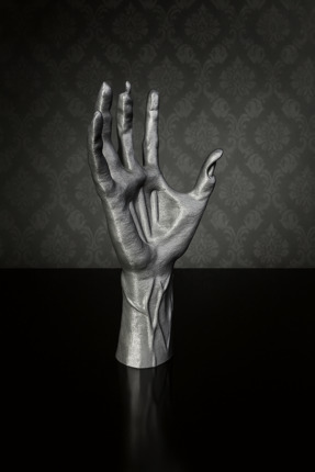 Cadılar Bayramı İskelet El – Korku Temalı Halloween Dekoratif El Figürü | 18 Cm Image 1