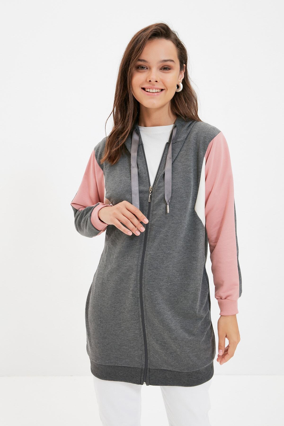 Trendyol Modest Antrasit Kapüşonlu Önü Fermuarlı Sweatshirt TCTAW22TW0201