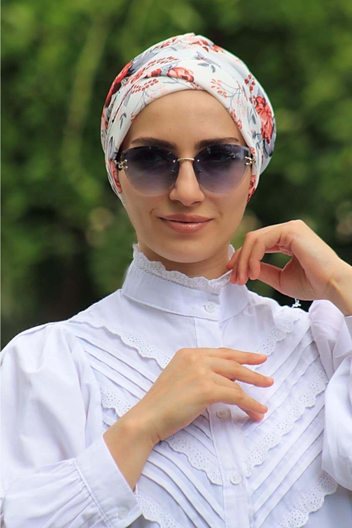Zehra Hazır Havuz Tesettür Giyim Desenli Çapraz Bone Gül Desen - Özel Tasarım- Yeni Model Tesettür Giyim