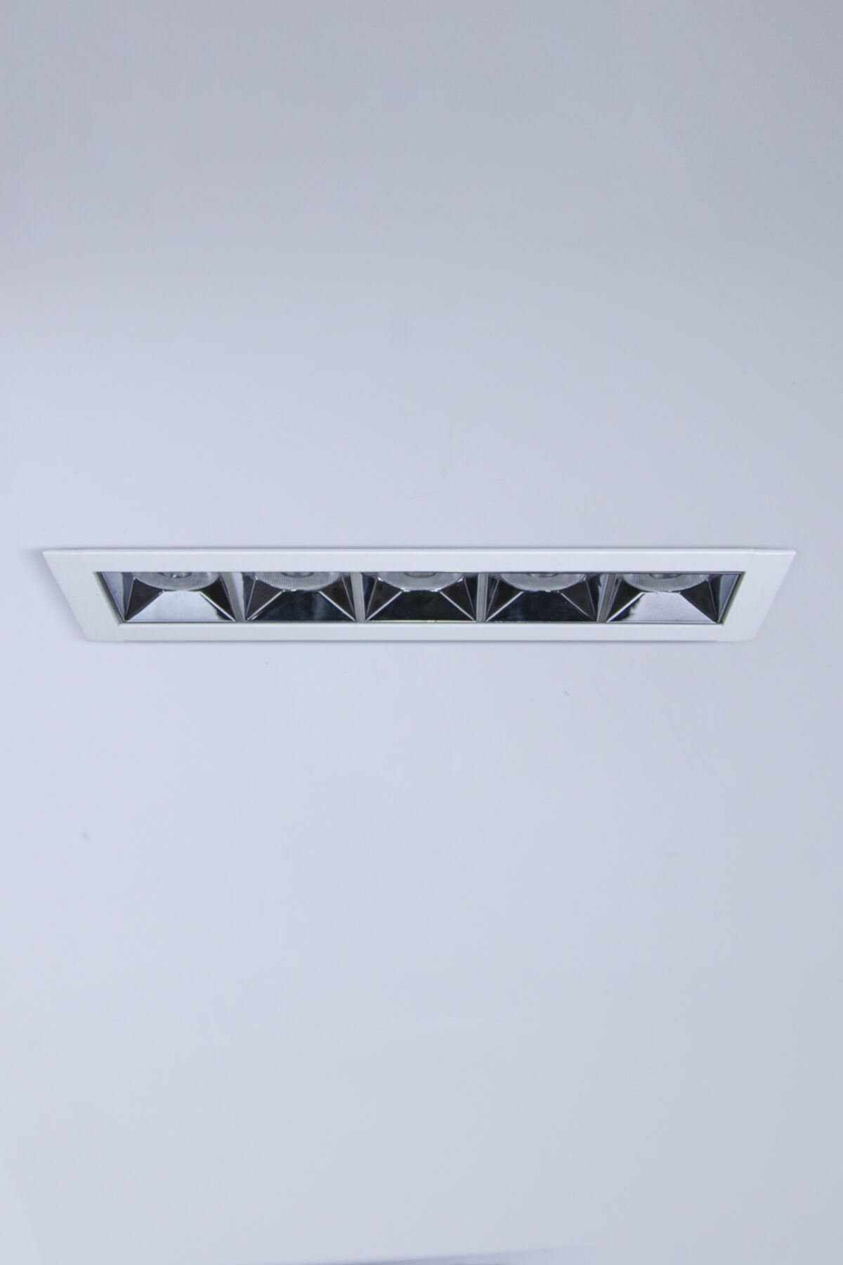 Metsan Aydınlatma 30 Watt Sabit Gömme Spot Aydınlatma 3000k Sarı Işık