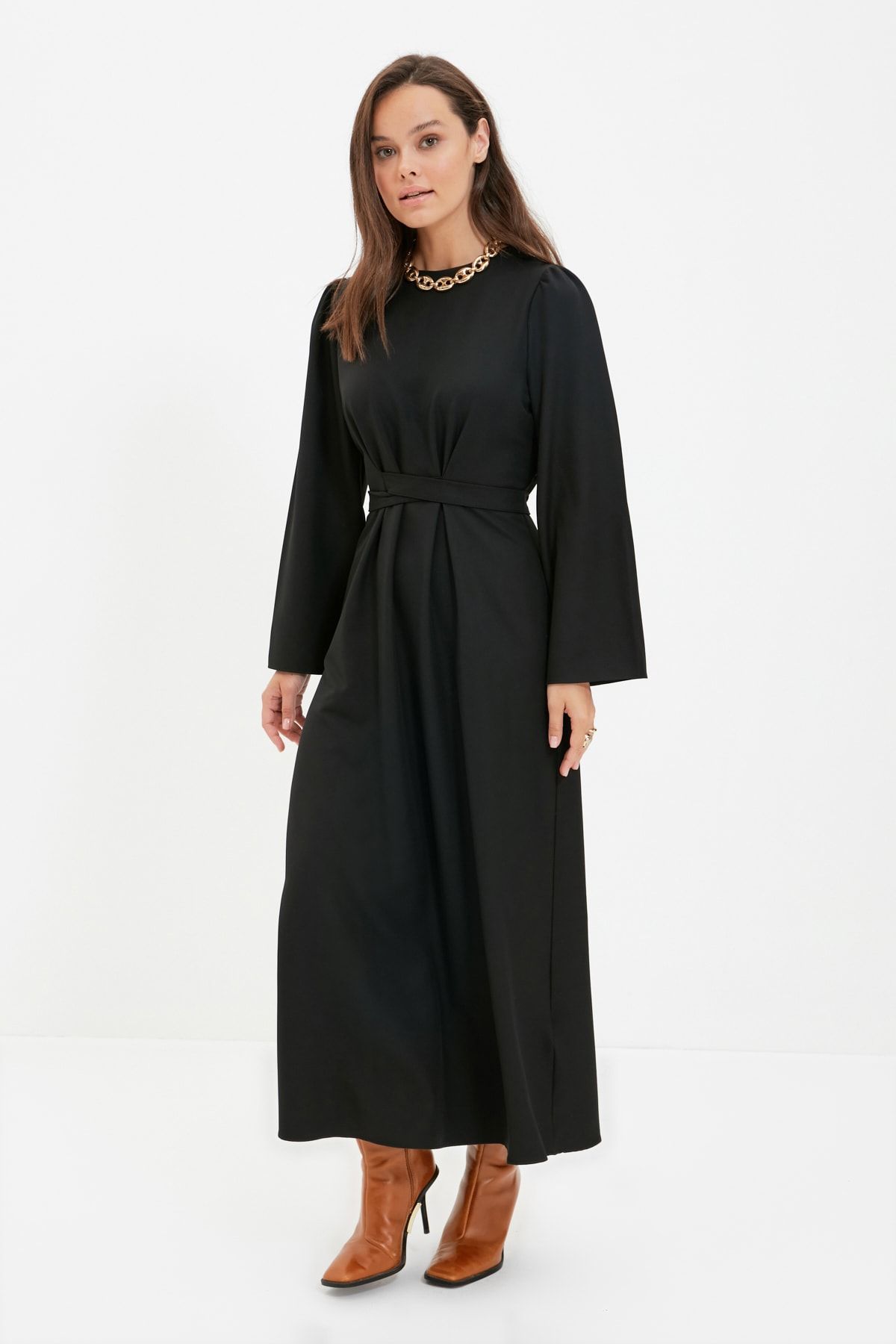 Trendyol Modest Siyah volanlı Elbise TCTAW22EB0160